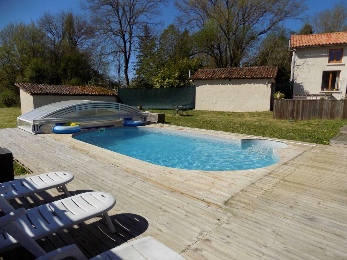 B&B Chez Phil Et Cathy Soudat Exterior foto